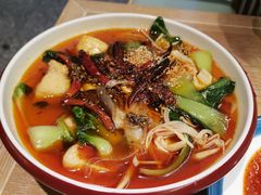 麻辣烫-小乾杯串店•16年沈阳烧烤(文安路店)