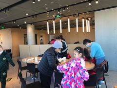 -麦当劳(展览路店)