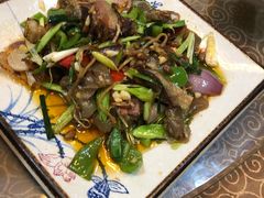 -黄桷树曹家私房菜(江与城店)
