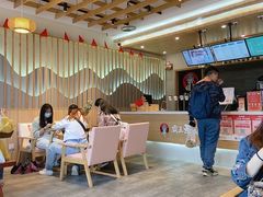 大堂-霸王茶姬(大学城熙街店)