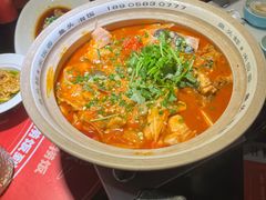 -魏铭鱼头捞饭(晋阳路店)