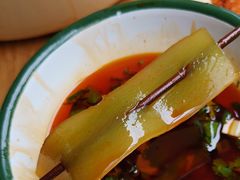 莴笋-拈签一笑黄牛肉辣卤串串