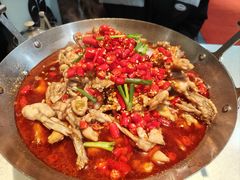 -昱龙大盆牛蛙馆(三兴街总店)