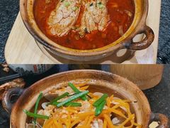 -何妹湿辣牛肉·粤式烧烤砂煲(桂雅路店)