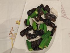-粤珍轩(新城广场店)