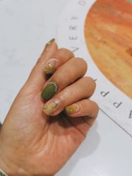 -杨美丽·美甲美睫