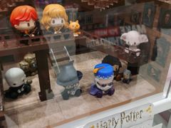 -泡泡玛特POPMART(蓝色港湾店)