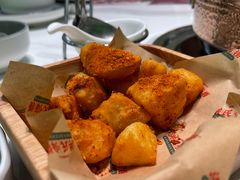 -洪氏嗨捞·广东猪肚鸡·椰子鸡火锅(西咸万象城店)