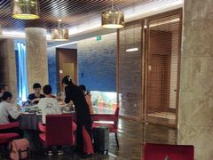 -粤尚腾香居中餐厅(首都机场希尔顿店)