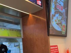 -鑫花溪牛肉米粉(印象水街都心荟店)