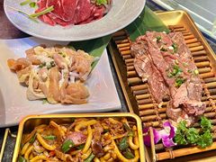 -秦炉烤肉(财富中心店)