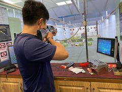 -都市枪神实弹射击俱乐部
