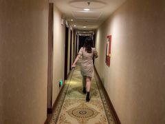 -维也纳酒店(罗湖口岸国贸东门店)