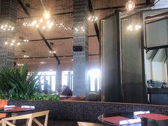 -WOLFGANG PUCK KITCHEN & BAR(迪士尼小镇店)