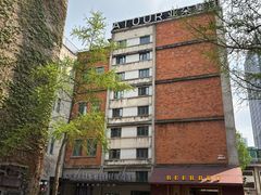 -成都东郊记忆理工大学轻居酒店