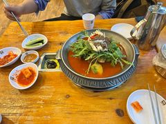 -喇喇排骨火锅·传统韩式脊骨汤(望京西园总店)
