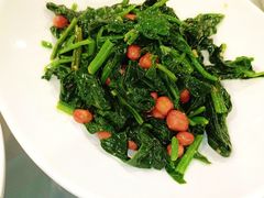 果仁菠菜-听涛雅苑百味饺子老家菜馆