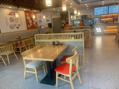 -佬钱湾仔(衣裳街店)