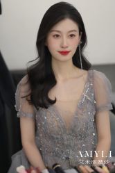 -艾米丽婚纱礼服