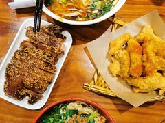 -爆炸头阿姨小四川正宗川味小吃(无任何分店)