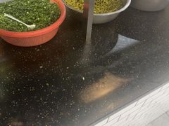 -覃肥叔桂林米粉(粮道街店)