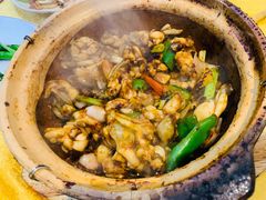 啫啫好味牛蛙-天宝食坊·啫啫煲大排档(西华路店)