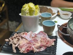 -洪氏嗨捞·猪肚鸡火锅(阳光天地店)