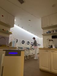 -海豚湾高端月子会所(黄浦店)