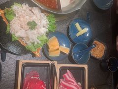 -湊湊火锅·茶憩(打浦桥日月光店)
