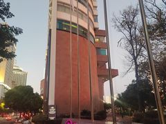 -昆明中心皇冠假日酒店