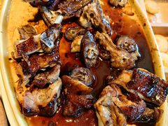 -八府香鸭·啫啫煲(华山路店)