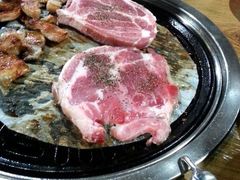 -豚豚猪村烤肉·韩国烤肉(总店)
