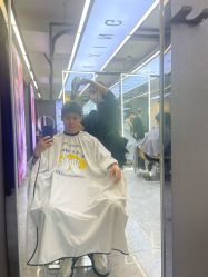 -藤野造型烫发染发