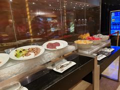 -上海西藏大厦万怡自助餐厅(徐汇店)