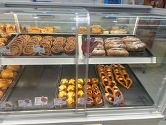 -红星前进面包牛奶公司(畅春园店)
