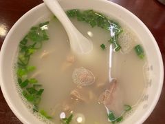 本帮肚肺汤-三两春(浦三路店)