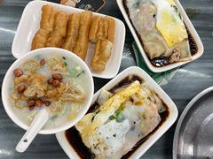 艇仔粥-穗银肠粉店(东川路店)