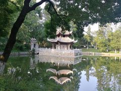 -习家池