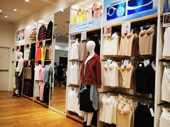 -优衣库(太原龙湖万达广场店)