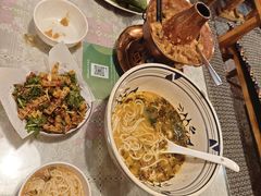 -蜗牛小馆醉乡民谣云南菜(惠新西里店)