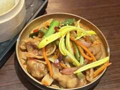 -银米·云南传统过桥米线(双廊黑金冠店)