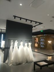 -Vera Wang婚纱礼服旗舰店