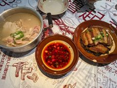 -耙吉吉川味小酒馆(本地人回头店)