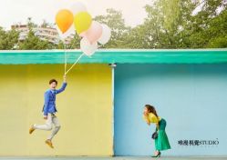 俏皮可爱-巴黎婚纱摄影工作室