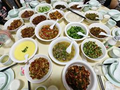 -笨罗卜浏阳菜馆(龙华鹏润达店)