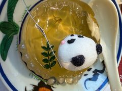 -刘姐啤酒鱼民族演艺餐厅(西街总店)