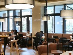 大堂-星巴克(上海交通大学店)