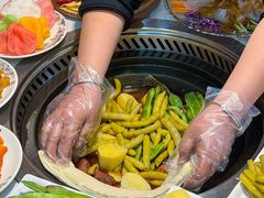 -哈尔滨烧烤·山河村铁锅炖(交大店)