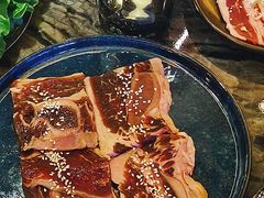 招牌LA牛仔骨-义气烤肉餐吧(大族广场店)