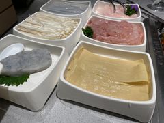 -海底捞火锅(长宁路龙之梦店)